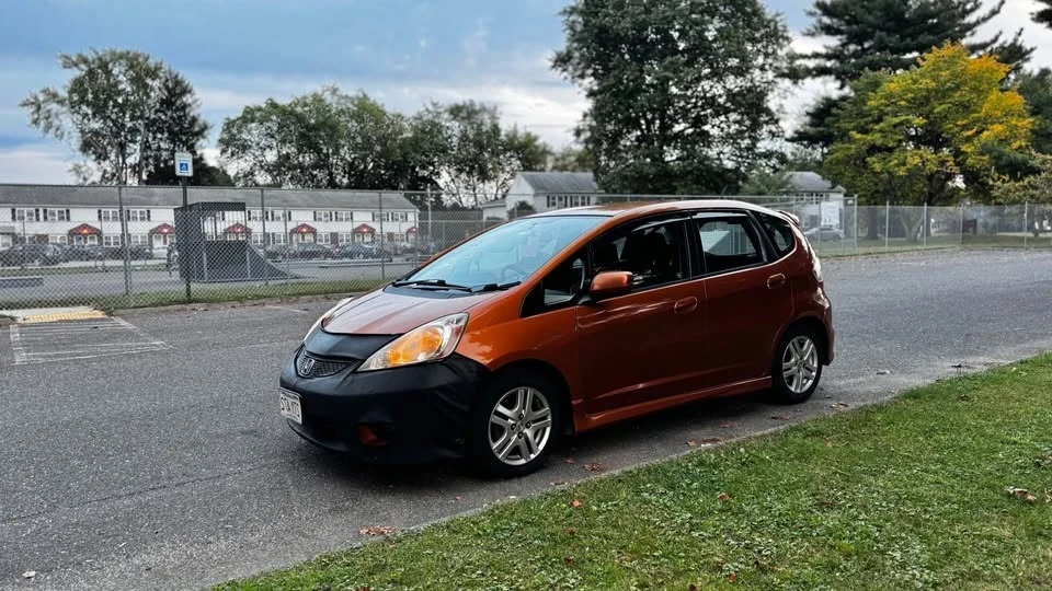 2010 Honda Fit - Image 7 of 8