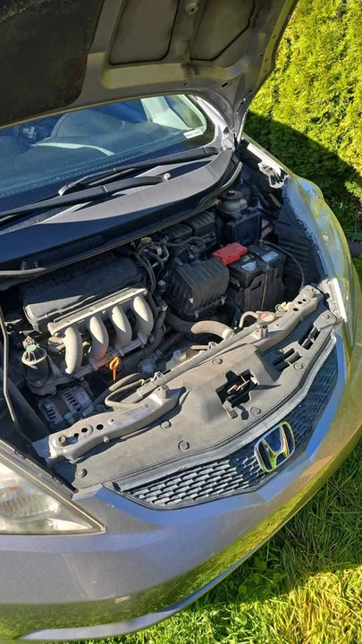 Honda Fit - Image 6 of 11