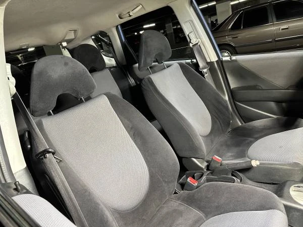 Honda Fit - Image 11 of 21
