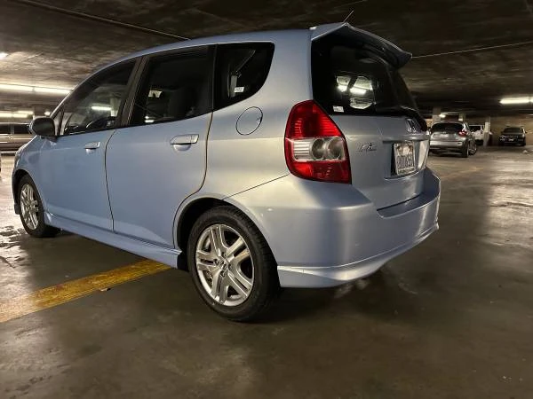 Honda Fit - Image 6 of 21