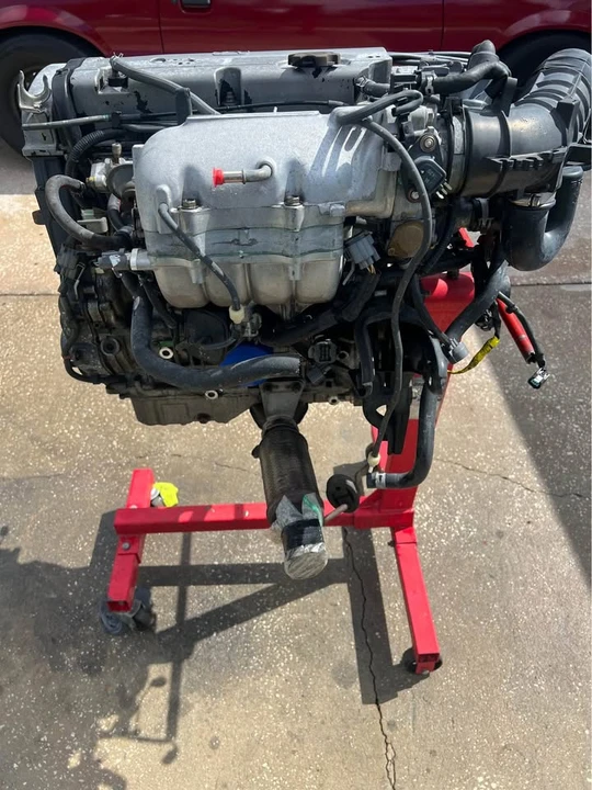 2001 Parts & Memorabilia Engines - Image 3 of 5