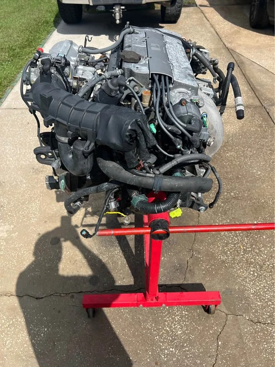 2001 Parts & Memorabilia Engines - Image 3 of 4