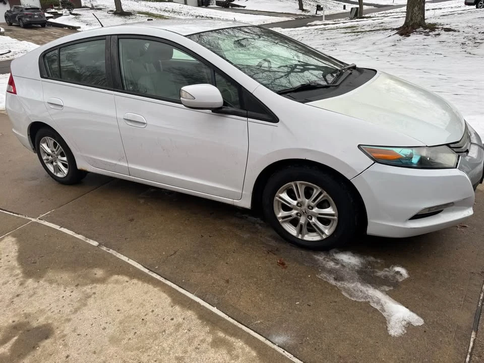 2010 Honda Insight 2nd Gen - Image 10 of 10