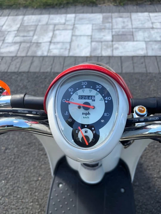 Honda Mopeds - Image 6 of 7