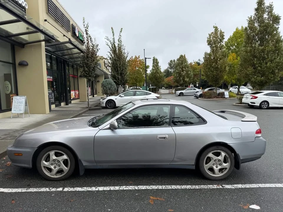 1998 Honda Prelude 5th Gen - Image 4 of 8