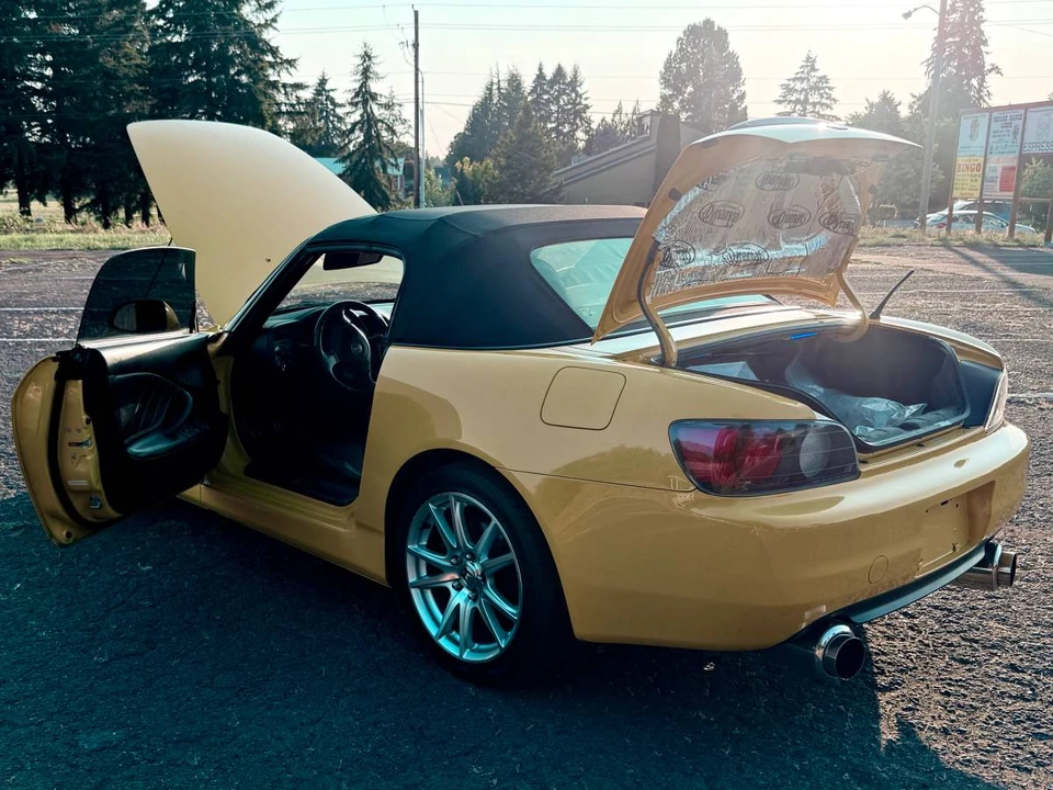 2001 Honda AP1 S2000 - Image 6 of 22