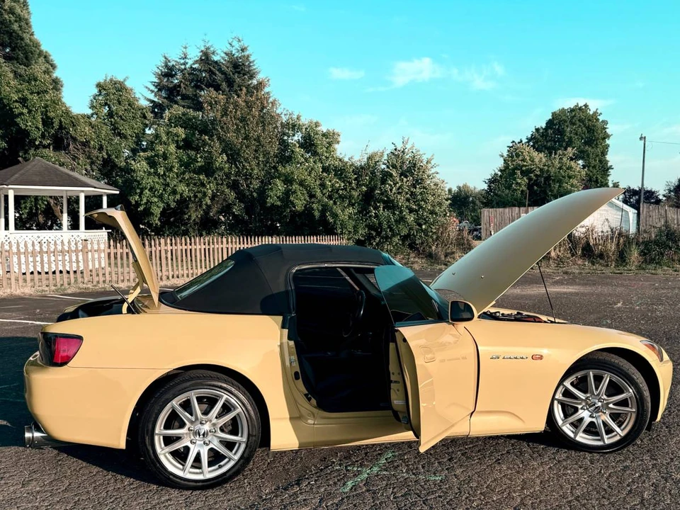 2001 Honda AP1 S2000 - Image 7 of 22