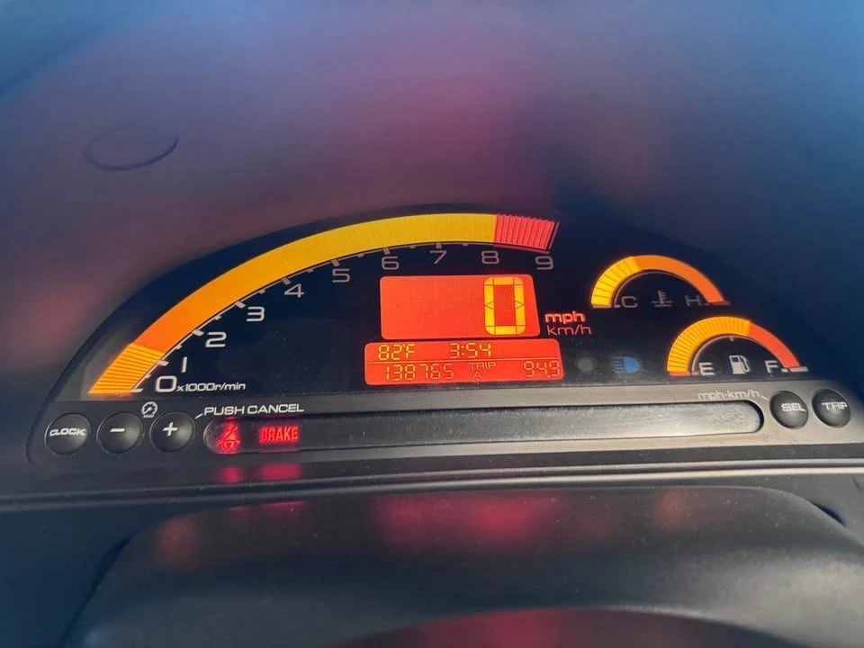 2006 Honda AP2 S2000 - Image 2 of 8