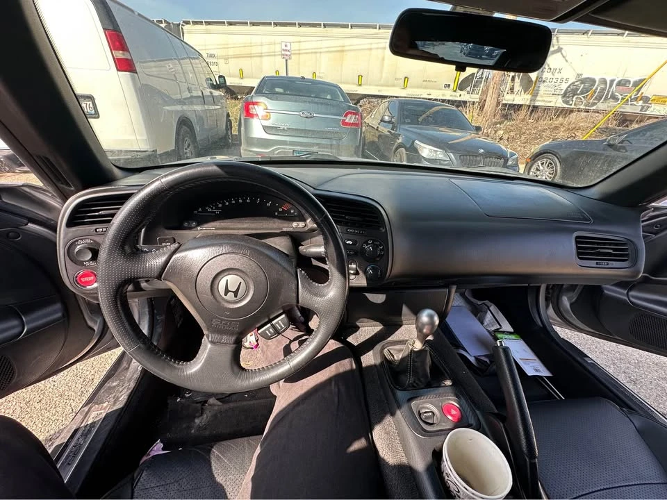 2001 Honda S2000 - Image 9 of 10