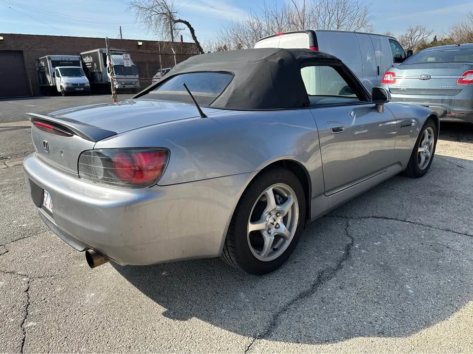 2001 Honda S2000 - Image 4 of 10