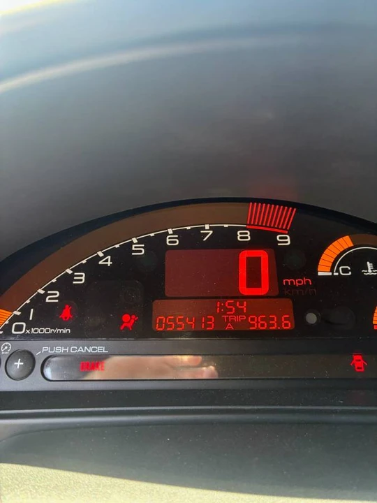 2005 Honda AP2 S2000 - Image 4 of 17