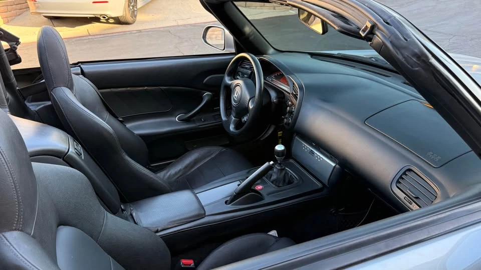 2006 Honda AP2 S2000 - Image 8 of 9