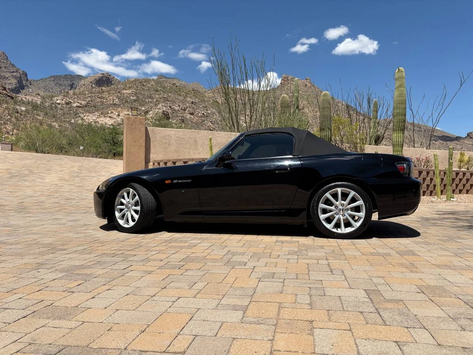 2006 Honda AP2 S2000 - Image 2 of 23