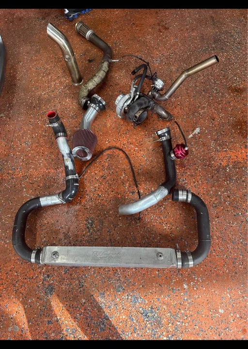 2005 Honda AP2 S2000 - Image 3 of 4