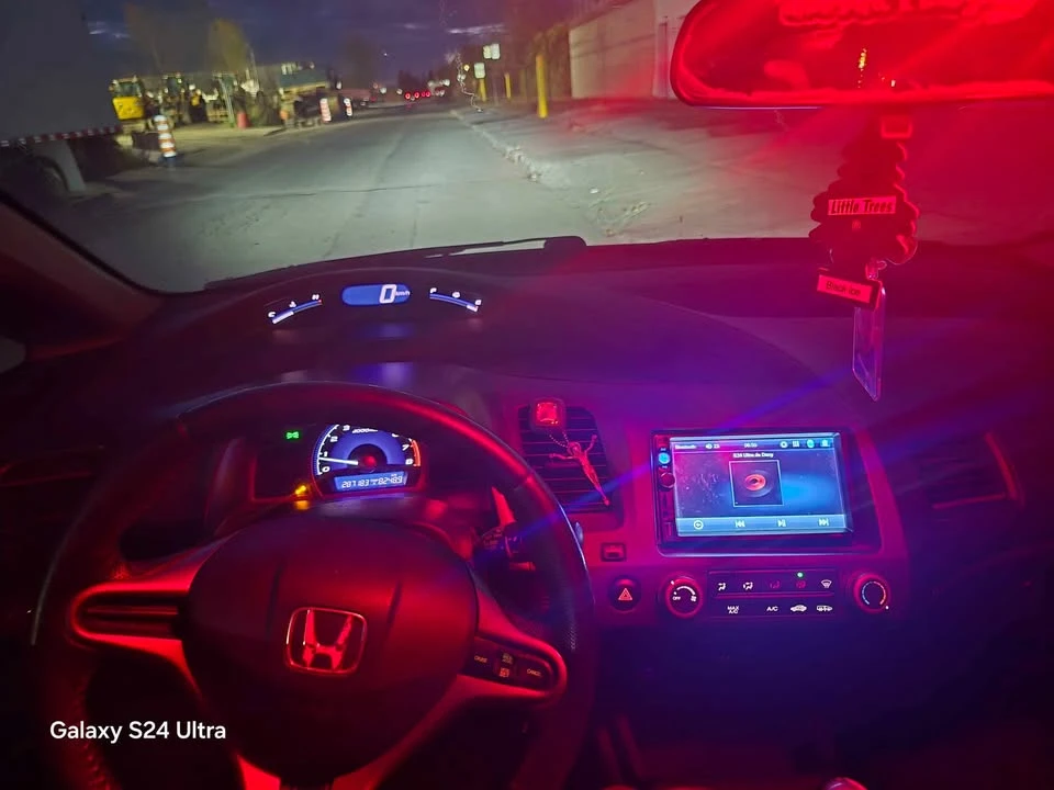 2008 Honda Civic 8th Gen - Image 2 of 10