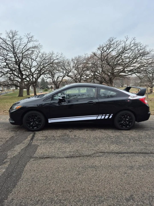 2012 Honda Civic 9th Gen - Image 4 of 5