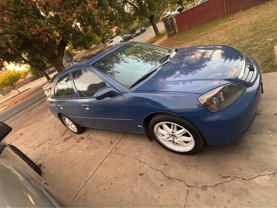 2001 Honda Civic 7th Gen - Image 2 of 5
