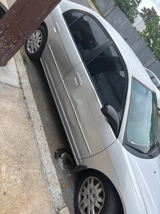 2005 Honda Civic 7th Gen - Image 5 of 5