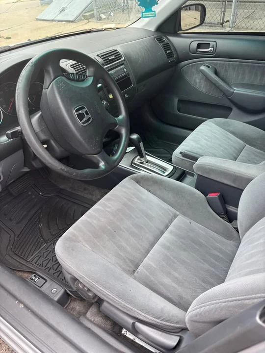 2005 Honda Civic 7th Gen - Image 4 of 5