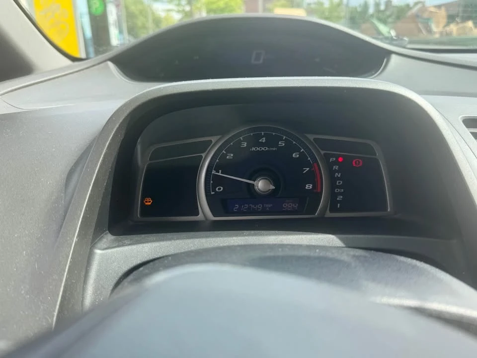 2008 Honda Civic 8th Gen - Image 3 of 6