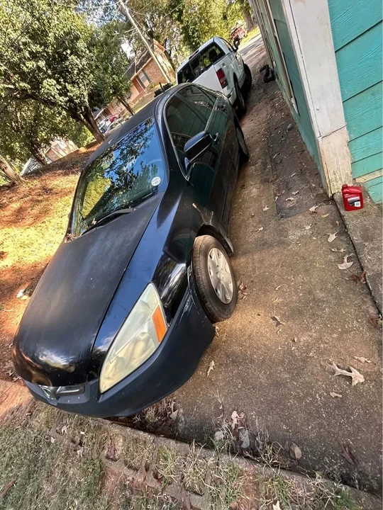 Honda Accord 7th Gen - Image 2 of 4