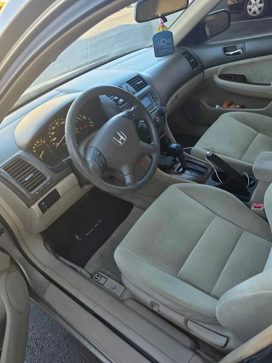 2006 Honda Civic 8th Gen - Image 4 of 4