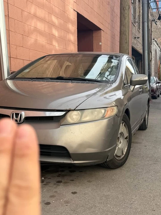 2008 Honda Civic 8th Gen - Image 3 of 4