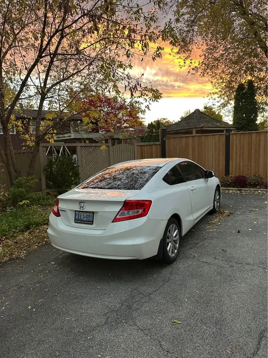 2012 Honda Civic 9th Gen - Image 3 of 11