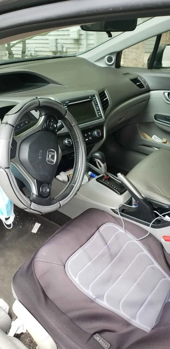 2012 Honda Civic 9th Gen - Image 3 of 10