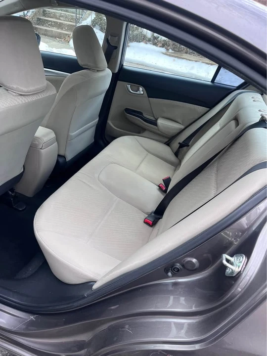 2014 Honda Civic 9th Gen - Image 2 of 10