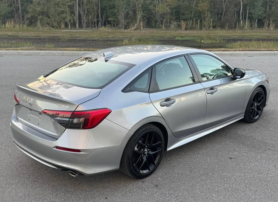 2025 Honda Civic 11th Gen - Image 6 of 6