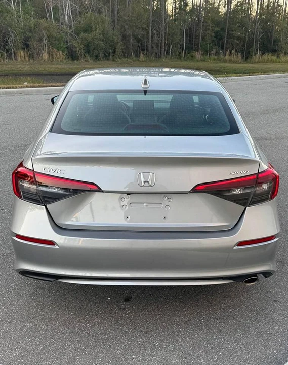 2025 Honda Civic 11th Gen - Image 5 of 6