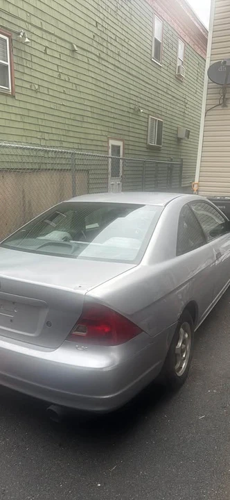 2001 Honda Civic 7th Gen - Image 3 of 4