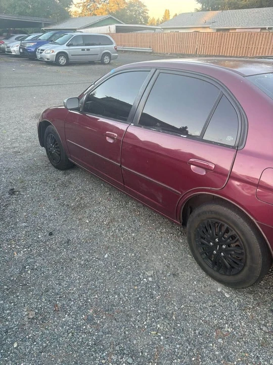 2002 Honda Civic 7th Gen - Image 3 of 9