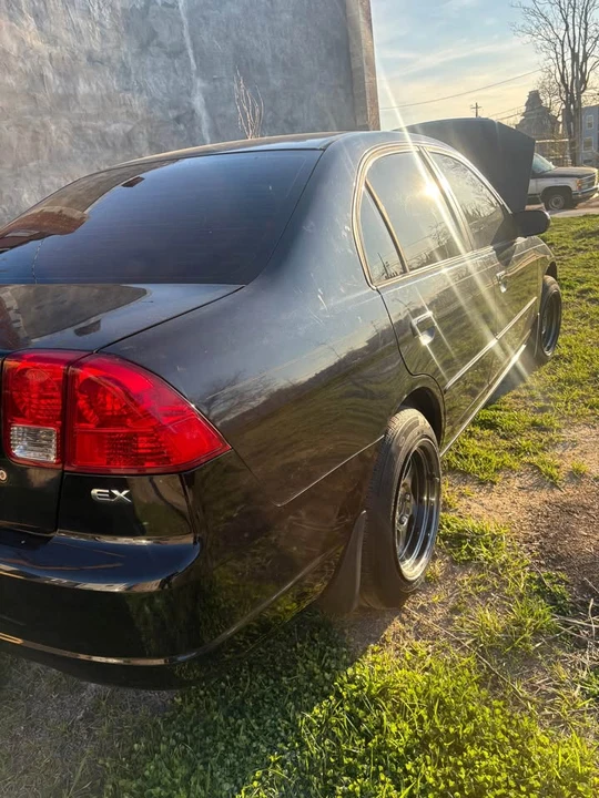 2003 Honda Civic 7th Gen - Image 7 of 9