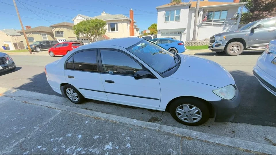 2004 Honda Civic 7th Gen - Image 2 of 3