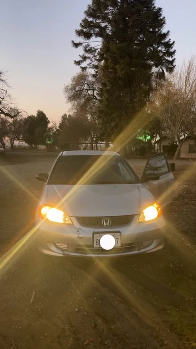 2004 Honda Civic 7th Gen - Image 3 of 7