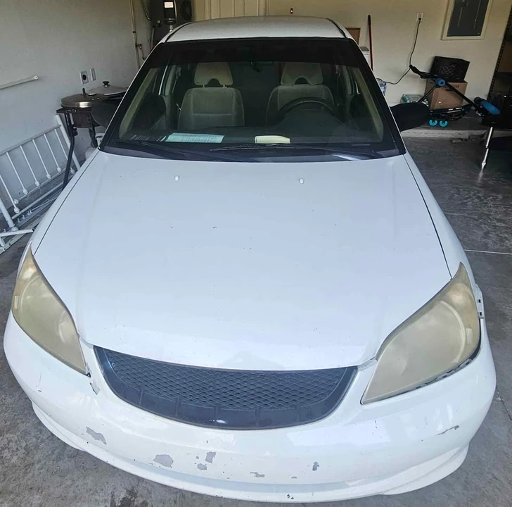 2005 Honda Civic 7th Gen - Image 2 of 3