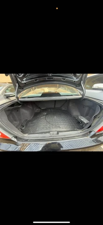 2005 Honda Civic 7th Gen - Image 2 of 10