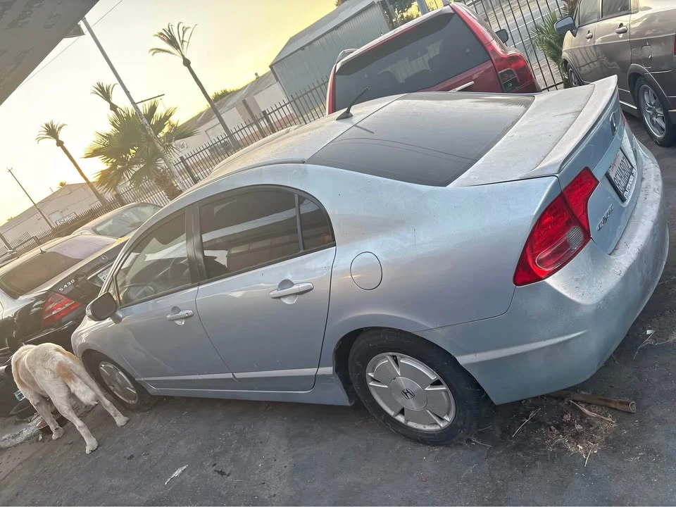 2006 Honda Civic 8th Gen - Image 2 of 10