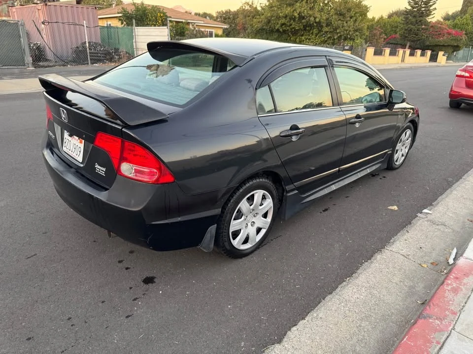2007 Honda Civic 8th Gen - Image 3 of 8