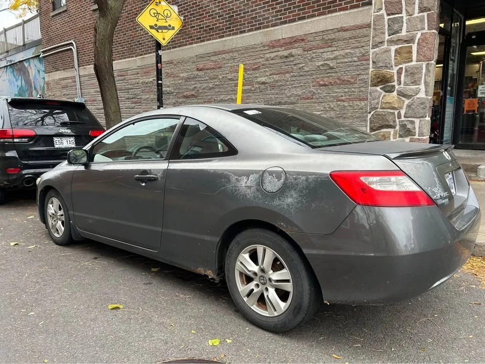2009 Honda Civic 8th Gen - Image 4 of 6