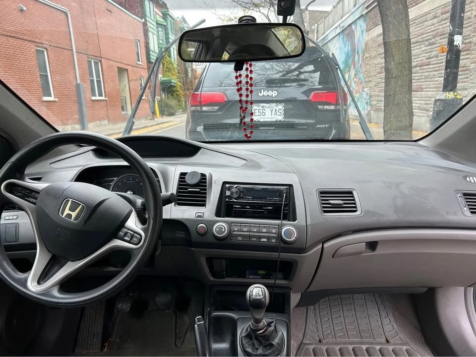 2009 Honda Civic 8th Gen - Image 5 of 6
