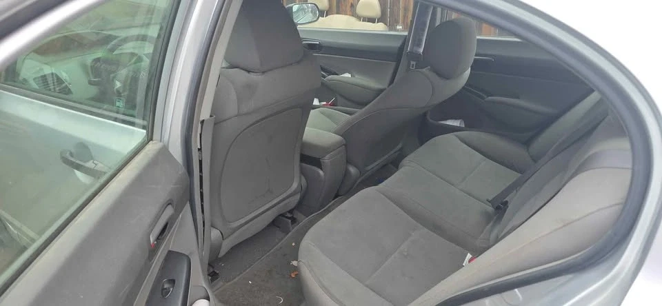 2009 Honda Civic 8th Gen - Image 5 of 9
