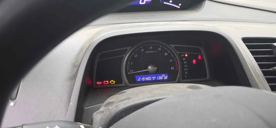 2009 Honda Civic 8th Gen - Image 3 of 9