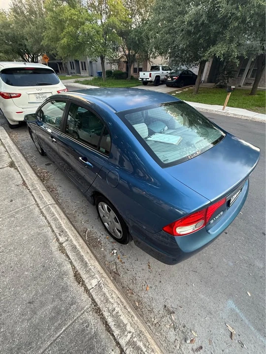 2009 Honda Civic 8th Gen - Image 9 of 9