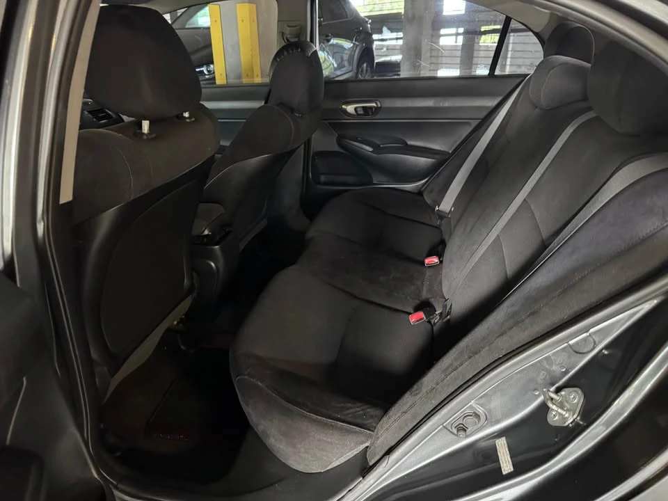 2010 Honda Civic 8th Gen - Image 5 of 7