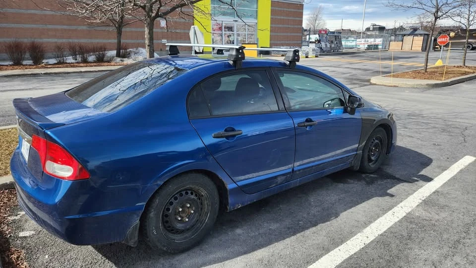 2011 Honda Civic 8th Gen - Image 2 of 9
