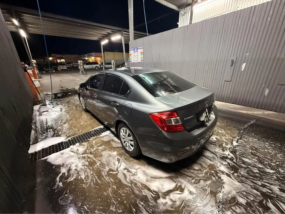 2012 Honda Civic 9th Gen - Image 2 of 5