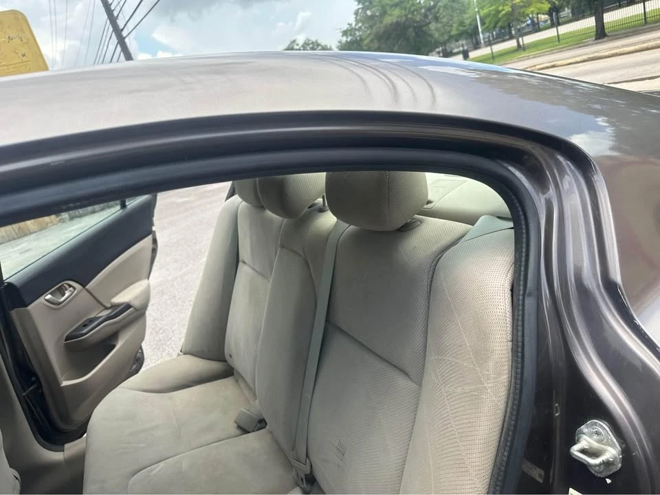 2012 Honda Civic 9th Gen - Image 6 of 10